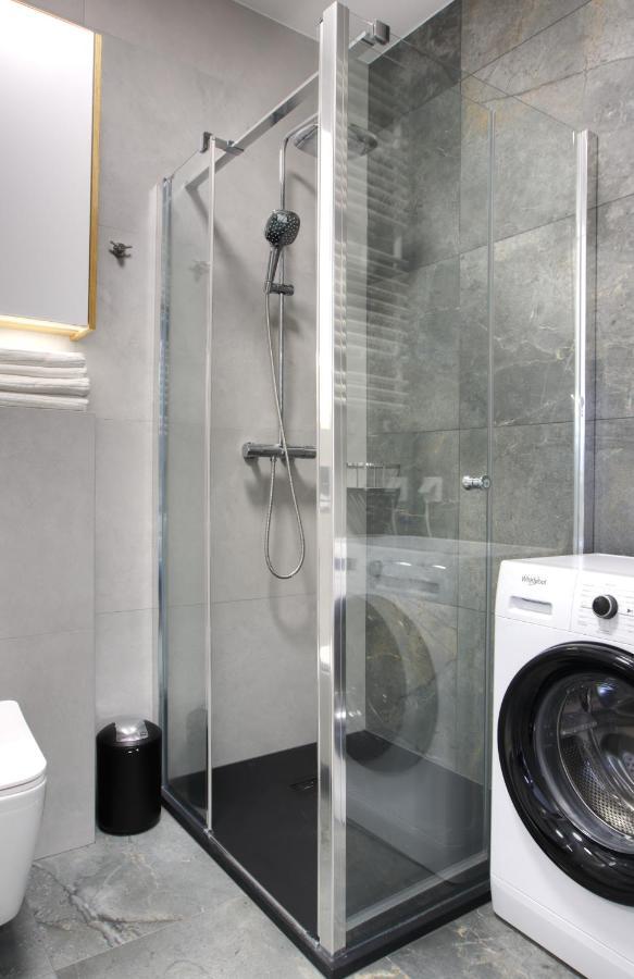 Essence Apartments Sapphire Poznań Kültér fotó